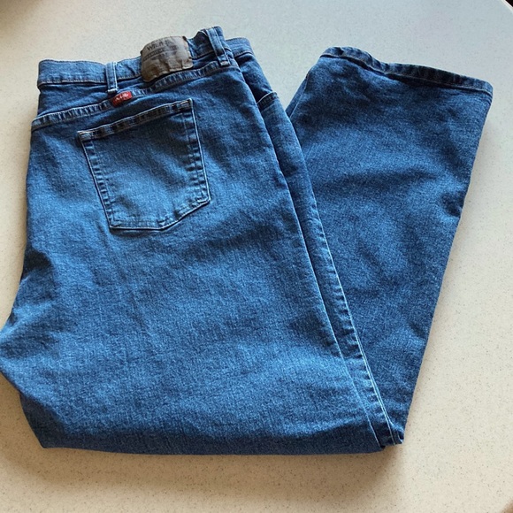 Wrangler Jeans Relaxed Fit Size 46x30 Excellent Pre-owned Condition Like New - Picture 1 of 7
